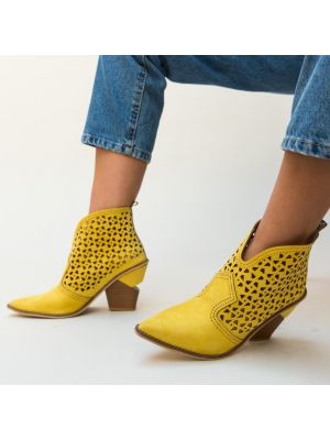 Botine Scarbes Galbene poza 0